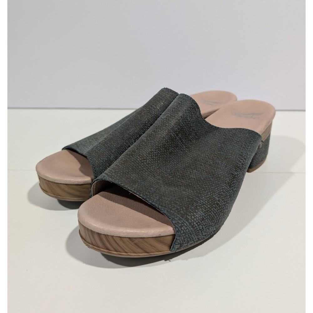 Dansko Maci Sandal Clog Size 41 Green Textured Heeled‎